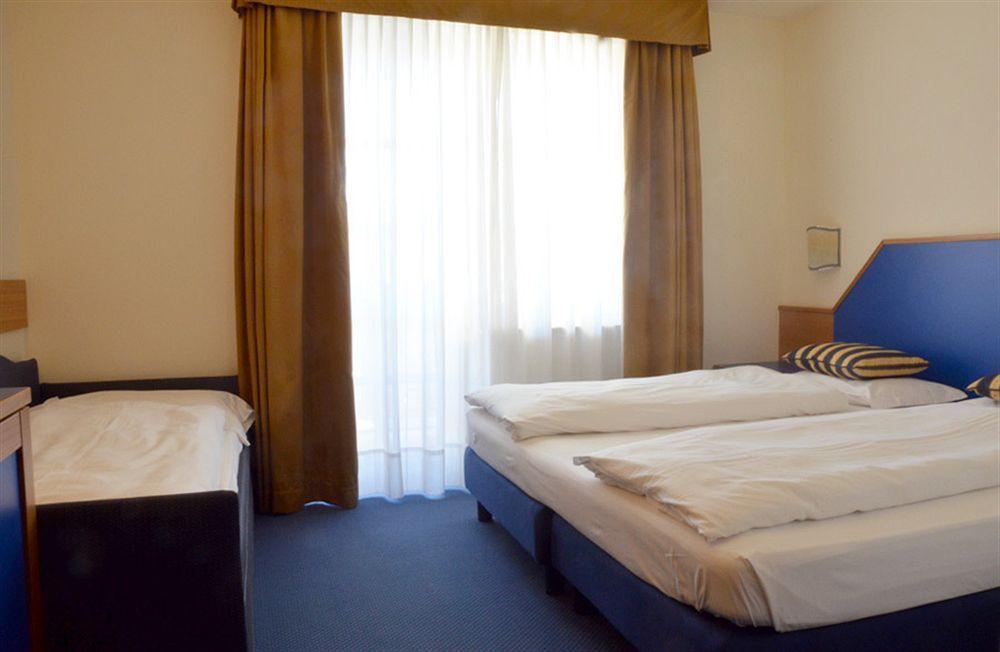 Alpholiday Dolomiti Wellness & Family Hotel Dimaro Luaran gambar