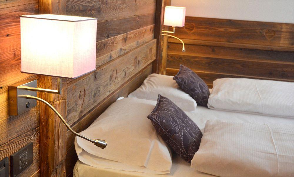 Alpholiday Dolomiti Wellness & Family Hotel Dimaro Luaran gambar