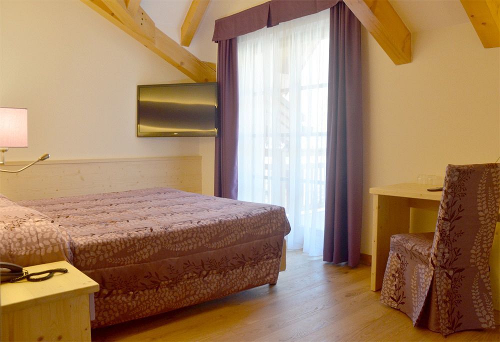Alpholiday Dolomiti Wellness & Family Hotel Dimaro Luaran gambar